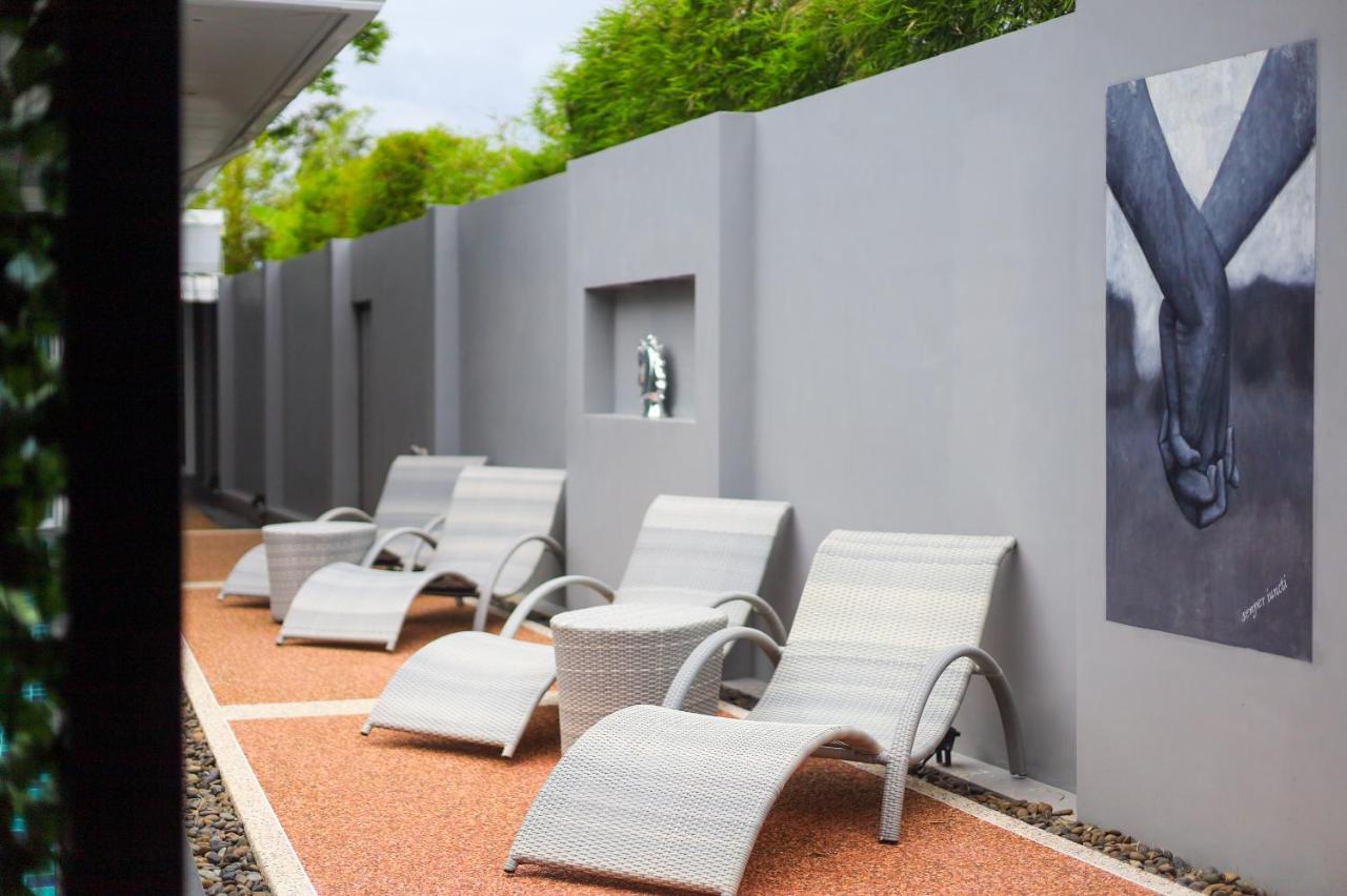3 Bedroom Platinum Pool Villa Smooth As Silk Ban Klong Haeng Exterior photo
